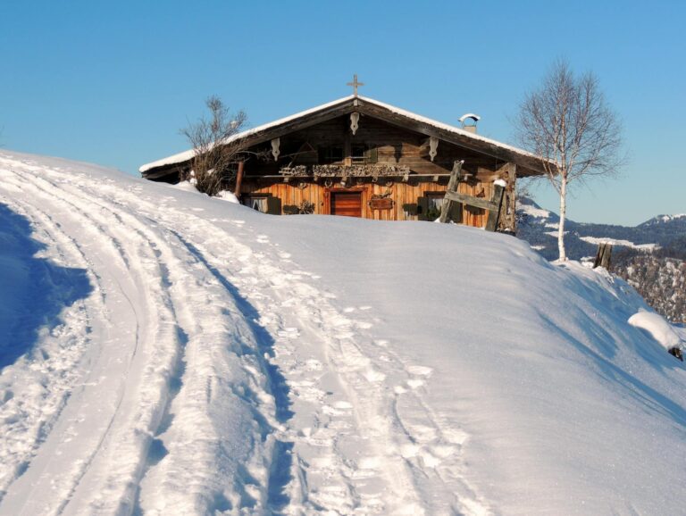 seasonal ski passes austrian alps